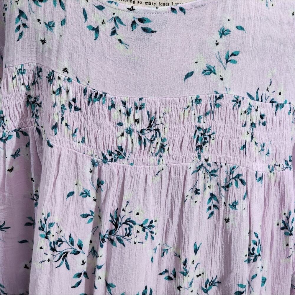 TORRID pale pink floral Crinkle Gauze Smocked Button-Front Top plus size 2X - Picture 5 of 8